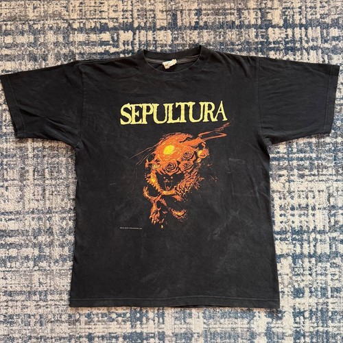 1990 sepultura sotto resti - sepultura, i