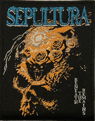 Sepultura sotto i resti - sotto,